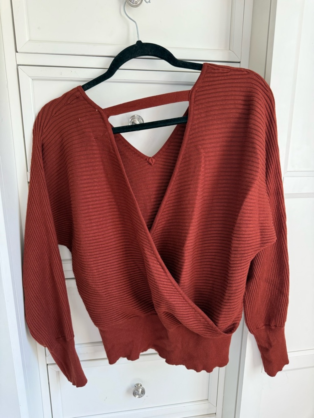 Pink Rose Ribbed V-Neck Sweater in Rust - Picture 3 of 3